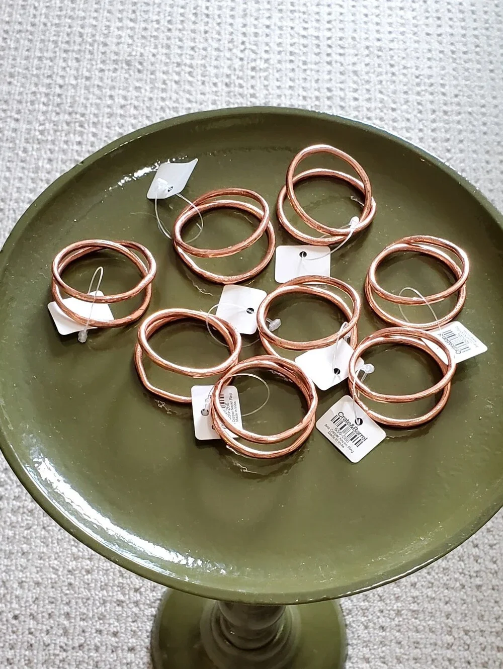 Crate&Barrel 8 ARIA Elegant Minimalist Copper Interlocking Ring Napkin Rings NWT